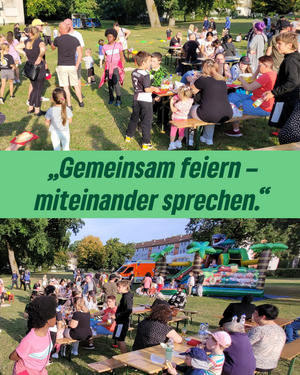 Jung und Alt sitzen an Tischen – feiern und reden miteinander.